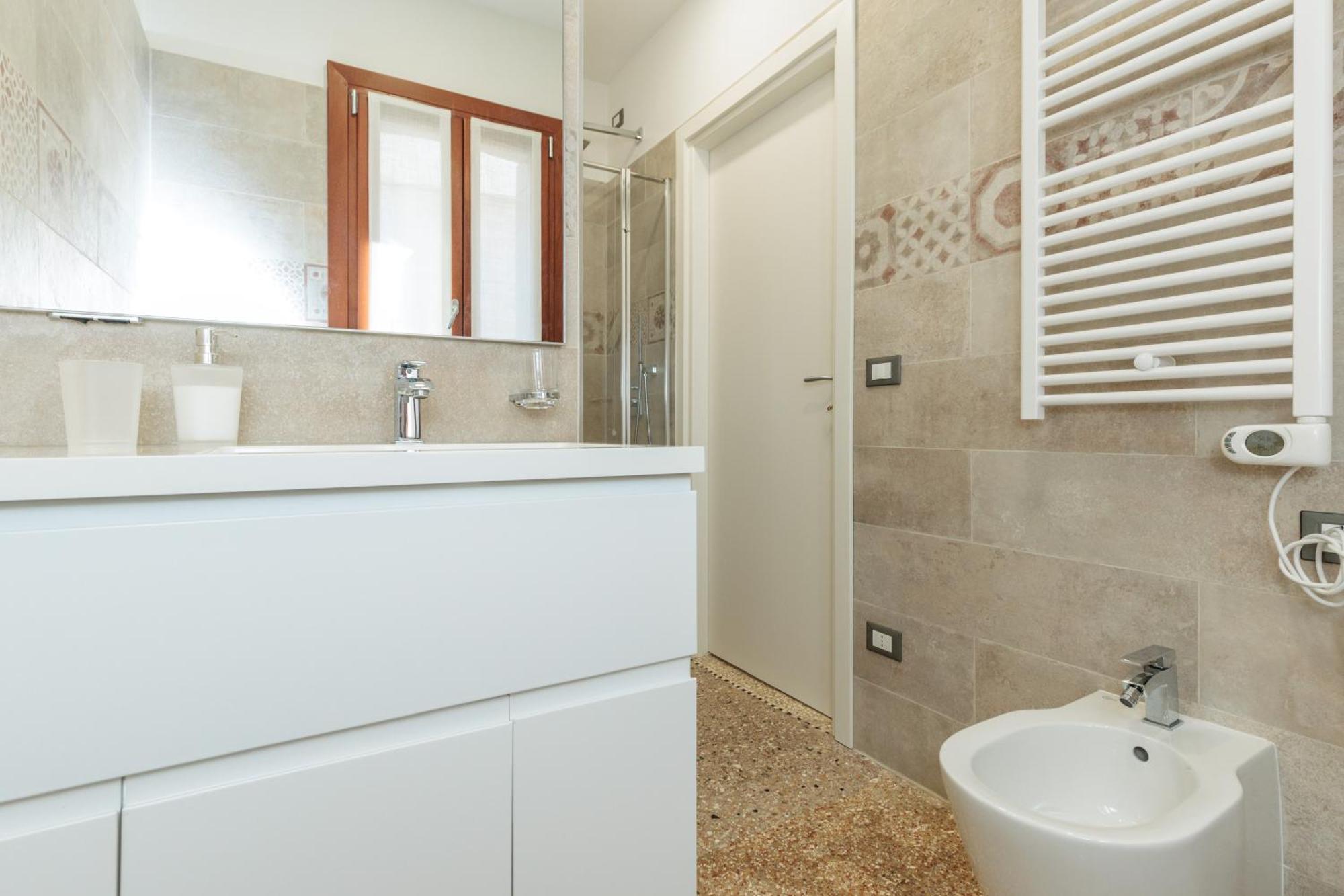 Accogliente Monolocale Veneziano2 Aria Condizionata, Vicino A Campus E Stazione Appartement *